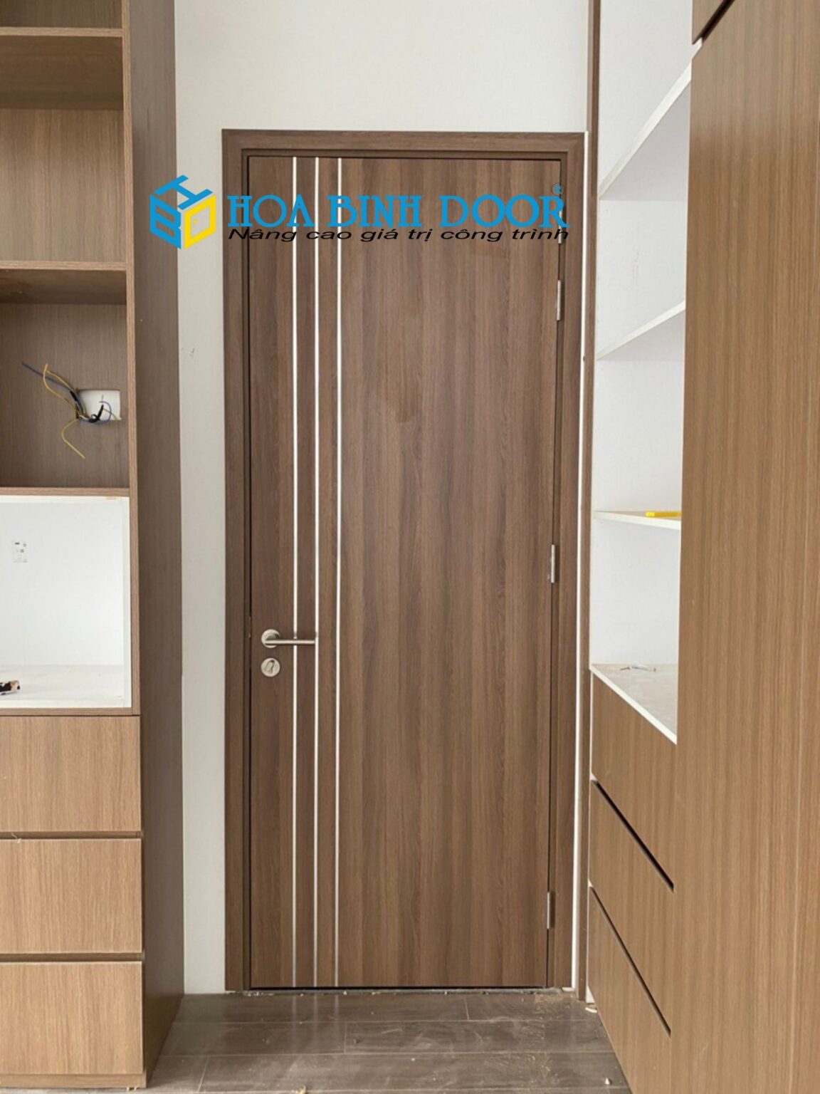 Báo Giá Cửa Gỗ MDF Rẻ Nhất 2023 Cua-go-MDF-mau-chay-chi-nhom-doc-1-1152x1536